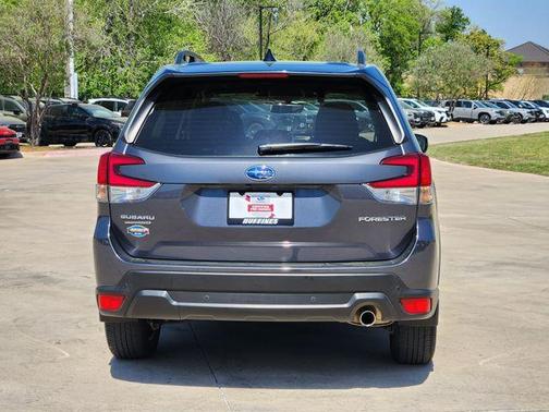 Magnetite Gray Metallic 2024 Subaru Forester Limited