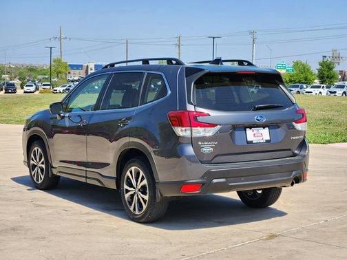 Magnetite Gray Metallic 2024 Subaru Forester Limited
