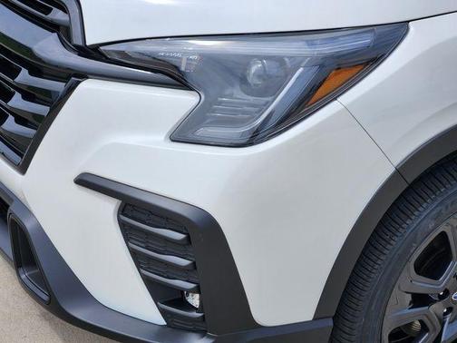 Crystal White Pearl 2026 Subaru Ascent Onyx Edition Touring