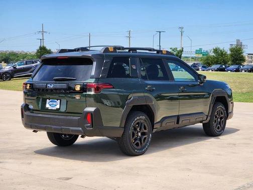Deep Emerald Green 2026 Subaru Outback Wilderness