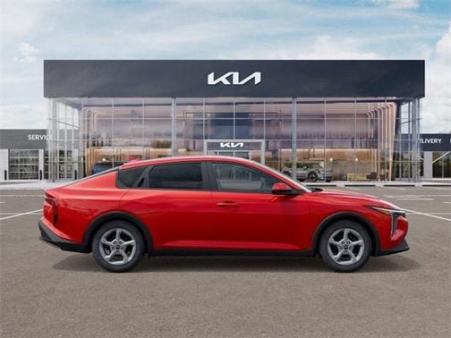 2025 Kia K4 LXS