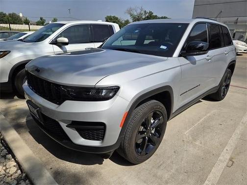 2023 Jeep Grand Cherokee Altitude