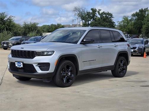 2023 Jeep Grand Cherokee Altitude