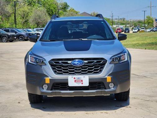 Ice Silver Metallic 2023 Subaru Outback Wilderness