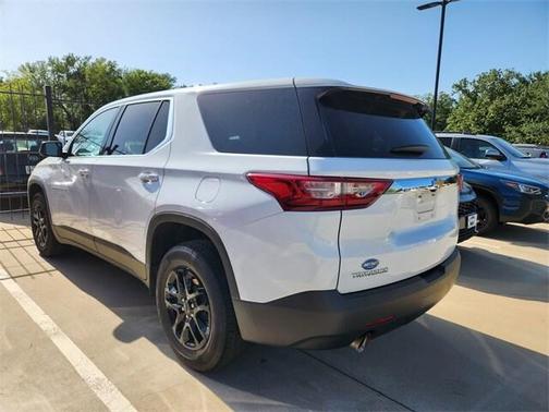 2021 Chevrolet Traverse LS