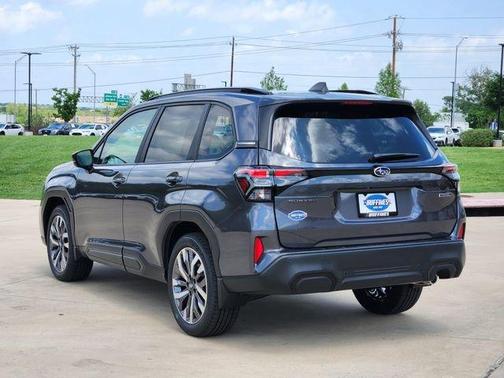 Magnetite Gray Metallic 2026 Subaru Forester Touring