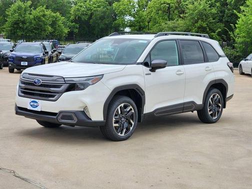 Crystal White Pearl 2026 Subaru Forester Limited