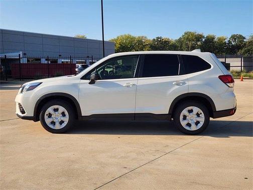 2023 Subaru Forester 