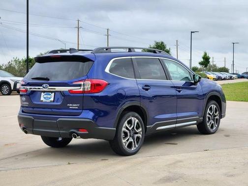 Sapphire Blue Pearl 2026 Subaru Ascent Limited