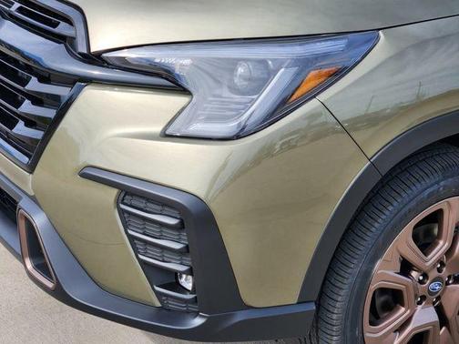 Autumn Green Metallic 2026 Subaru Ascent Limited Bronze Edition