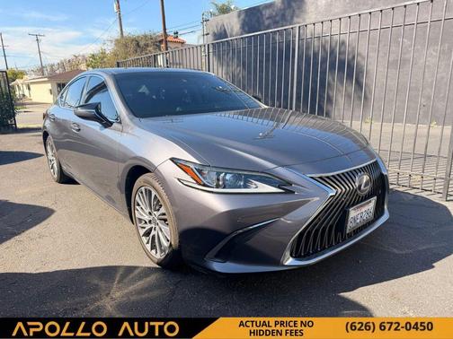 2019 Lexus ES 300h Base