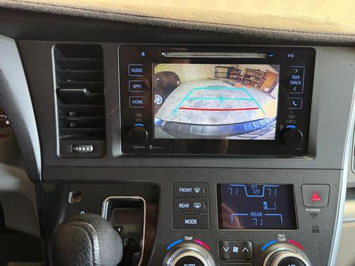 Black 2015 Toyota Sienna LE