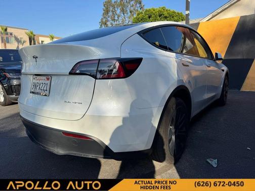 2024 Tesla Model Y Long Range Dual Motor All-Wheel Drive