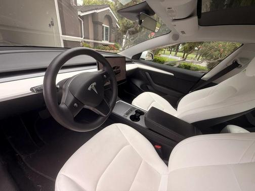 White 2023 Tesla Model 3 Long Range