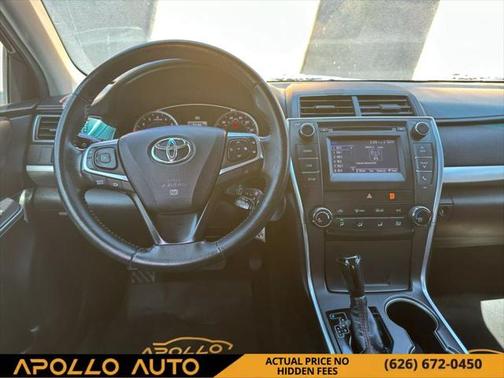 2016 Toyota Camry SE