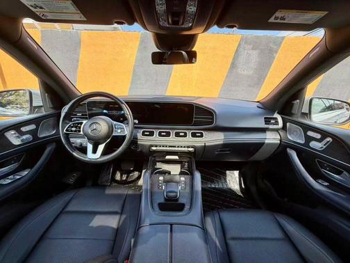 Gray 2022 Mercedes-Benz GLE 350 Base