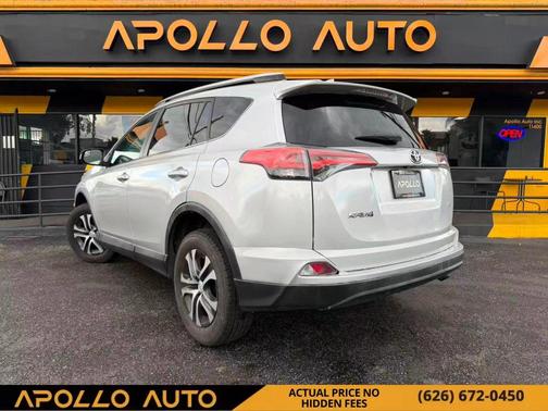 2017 Toyota RAV4 LE