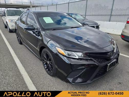 2019 Toyota Camry SE