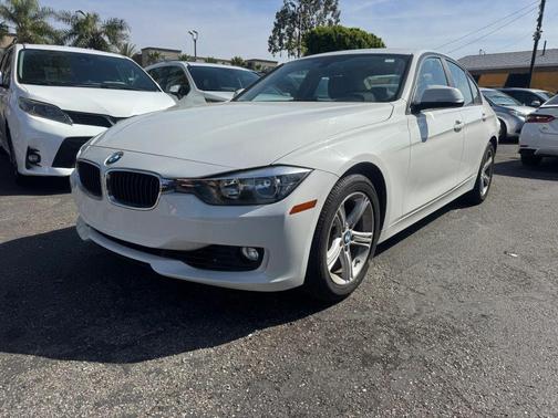 White 2013 BMW 328 328i Sedan 4D