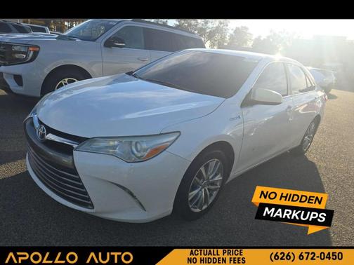 White 2017 Toyota Camry Hybrid LE
