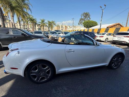 White 2008 Lexus SC 430 Base