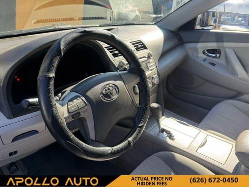 2010 Toyota Camry LE