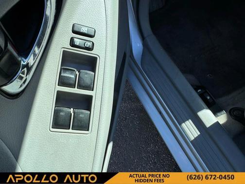 2010 Toyota Camry LE