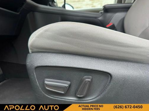 2022 Toyota Sienna LE