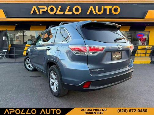 2015 Toyota Highlander LE
