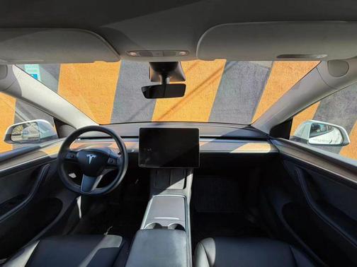 Black 2023 Tesla Model Y Long Range Dual Motor All-Wheel Drive