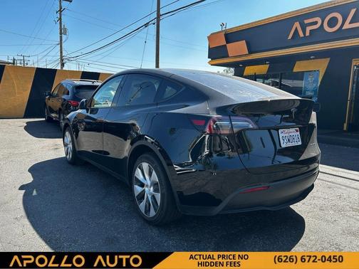 2023 Tesla Model Y Long Range Dual Motor All-Wheel Drive