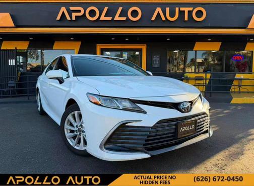 2024 Toyota Camry LE