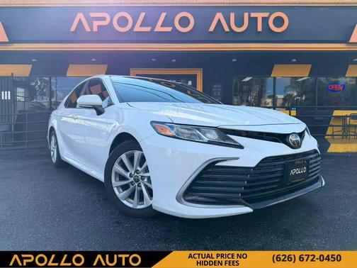 2024 Toyota Camry LE