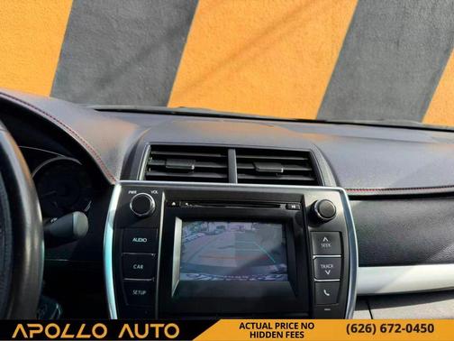 2017 Toyota Camry SE