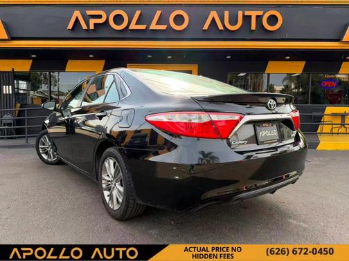 2017 Toyota Camry SE