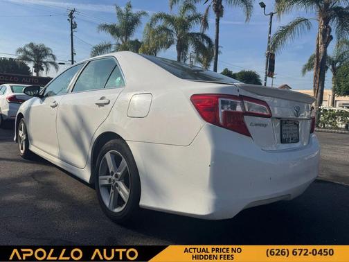 2014 Toyota Camry SE