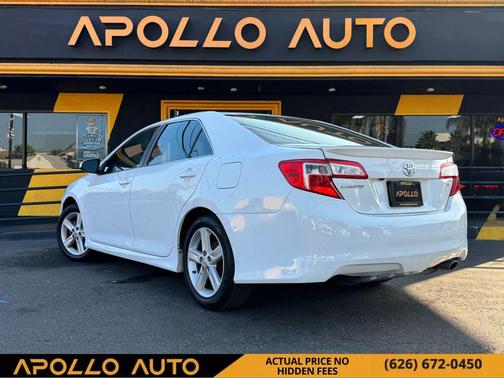 2014 Toyota Camry SE