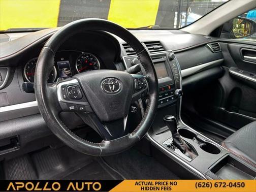 2016 Toyota Camry SE