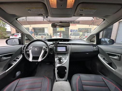 Black 2010 Toyota Prius III