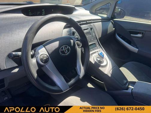 2010 Toyota Prius II