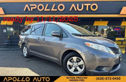 2017 Toyota Sienna LE