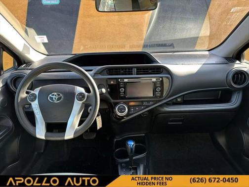 2016 Toyota Prius c Four