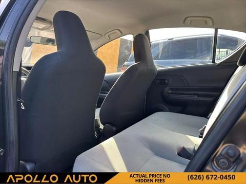 2016 Toyota Prius c Four