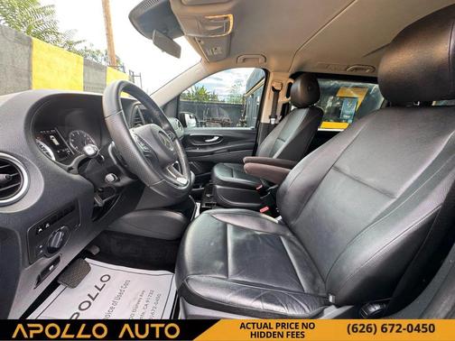 2016 Mercedes-Benz Metris Base