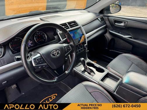 2015 Toyota Camry SE