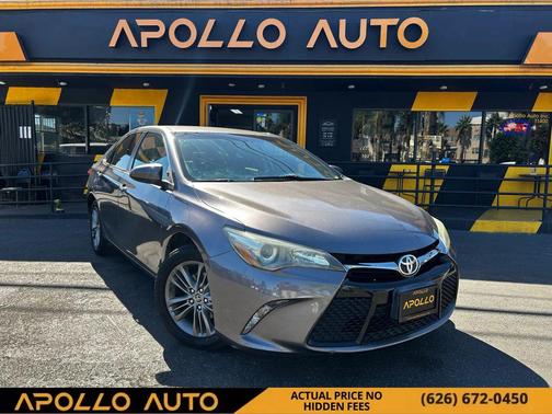 2015 Toyota Camry SE
