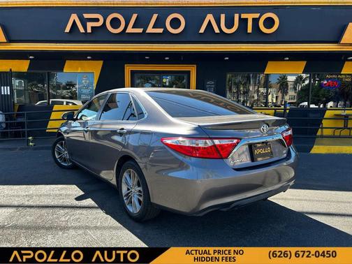 2015 Toyota Camry SE