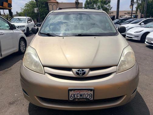 2010 Toyota Sienna CE