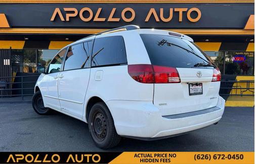 2005 Toyota Sienna LE