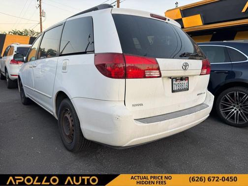 2005 Toyota Sienna LE